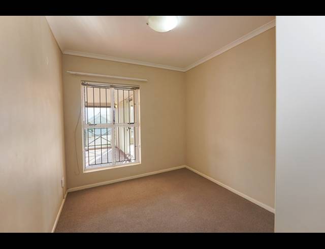 3 bed property to rent in LANGERUG